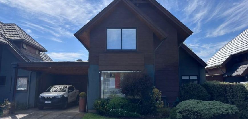 VENDEMOS MARAVILLOSA CASA CON QUINCHO EN CONDOMINIO SECTOR VALLE DE ALCALA TEMUCO
