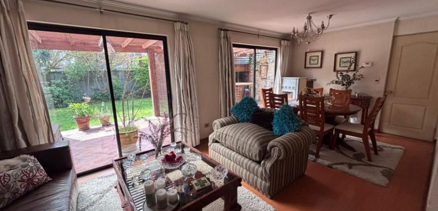 VENDEMOS MARAVILLOSA CASA CON QUINCHO EN CONDOMINIO SECTOR VALLE DE ALCALA TEMUCO