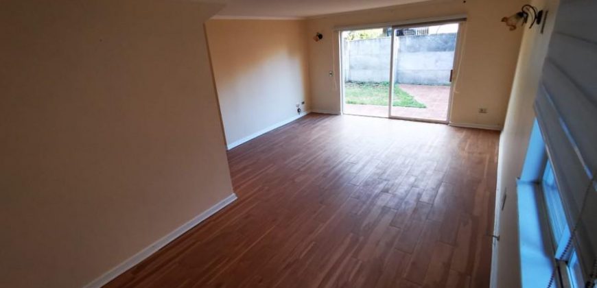 SE VENDE CASA EN BARRIO LOS CONQUISTADORES
