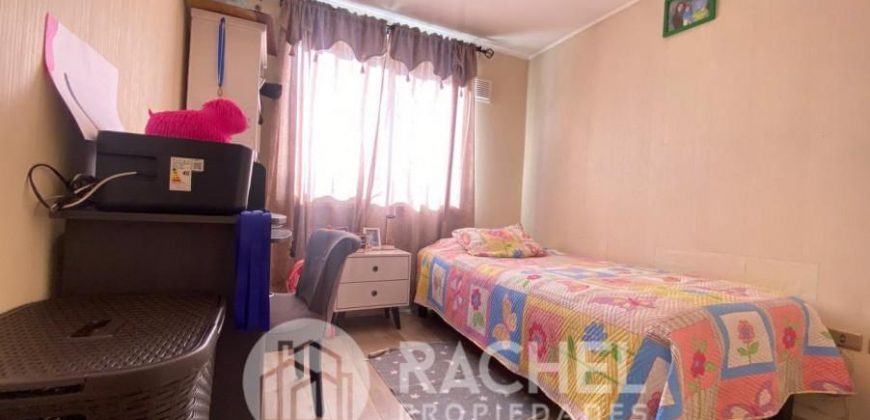 SE VENDE ACOGEDORA Y LUMINOSA CASA UBICADA EN VILLA CONSOLIDADA