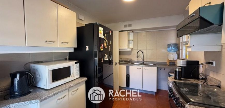 SE VENDE HERMOSA CASA ESQUINA EN SECTOR LOS CONQUISTADORES