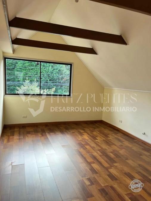 Espléndida casa con espacio independiente en Pedro de Valdivia