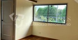Espléndida casa con espacio independiente en Pedro de Valdivia