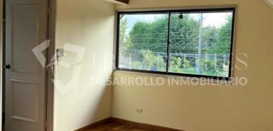 Espléndida casa con espacio independiente en Pedro de Valdivia