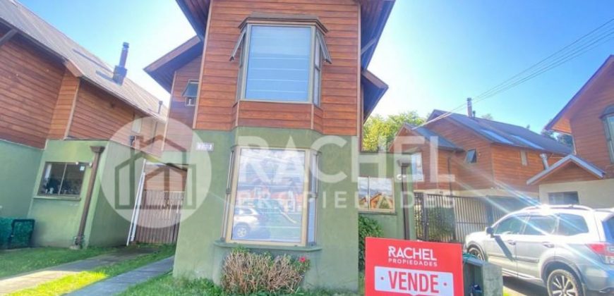 SE VENDE ACOGEDORA Y LUMINOSA CASA UBICADA EN VILLA CONSOLIDADA