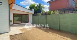 SE VENDE CASA REMODELADA Y AMPLIADA A PASOS DEL COLEGIO ALEMAN. -SECTOR HOCHSTETTER.