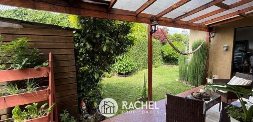 SE VENDE HERMOSA CASA DE 1 PISO AMPLIADA – Sector Altos del Maipo