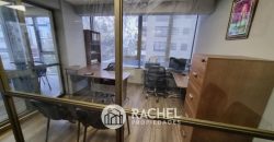 EN VENTA OFICINA 2 PRIVADOS Y SALA DE REUNIONES EN AVENIDA ALEMANIA