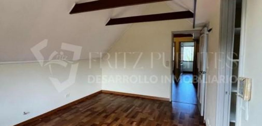 Espléndida casa con espacio independiente en Pedro de Valdivia