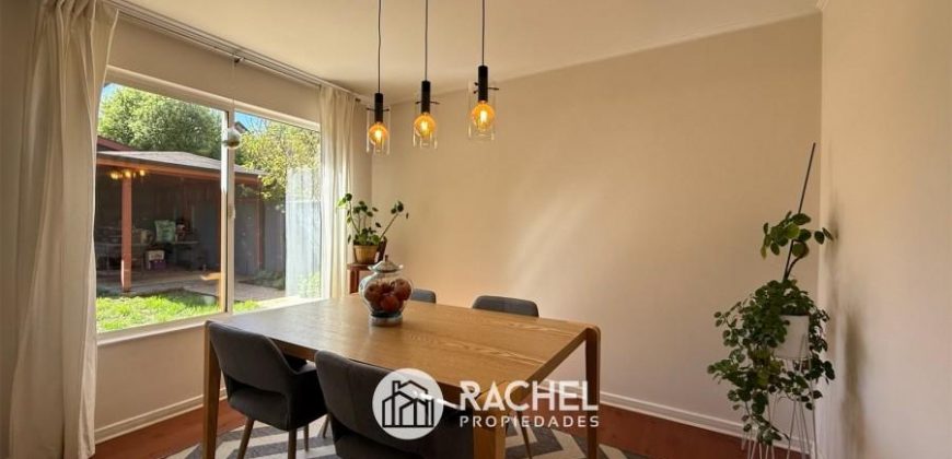 SE VENDE HERMOSA CASA ESQUINA EN SECTOR LOS CONQUISTADORES