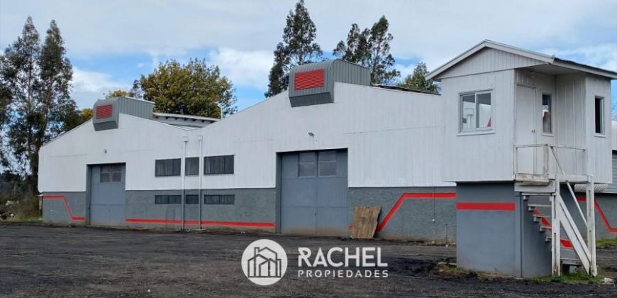 SE ARRIENDA GRAN BODEGA REMODELADA SOBRE RUTA 5- Sur/ Entrada Pillanlelbun