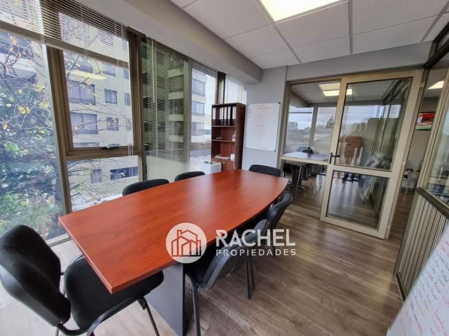 EN VENTA OFICINA 2 PRIVADOS Y SALA DE REUNIONES EN AVENIDA ALEMANIA