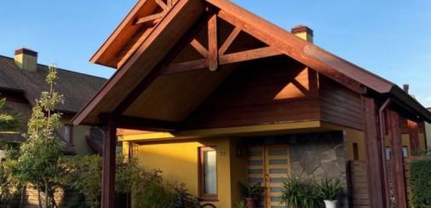 Casa 3 dormitorios, 3 baños