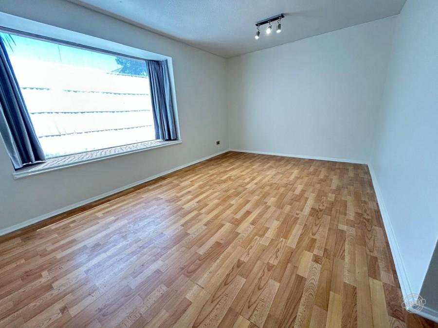 SE VENDE REMODELADA CASA EN LOMAS DE MIRASUR