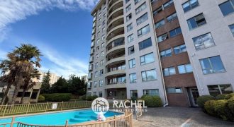 SE VENDE SOLEADO DEPTO CON 4 DORMITORIOS- Edificio Versalles, Calle Francia
