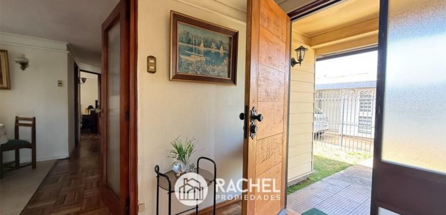 SE VENDE CASA CON MEJORAMIENTO TÉRMICO-4D- 1 PISO-Villa Entrelagos