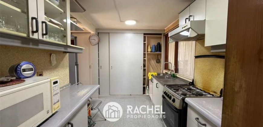SE VENDE CASA CON MEJORAMIENTO TÉRMICO-4D- 1 PISO-Villa Entrelagos