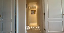 SE VENDE SOLEADO DEPTO CON 4 DORMITORIOS- Edificio Versalles, Calle Francia