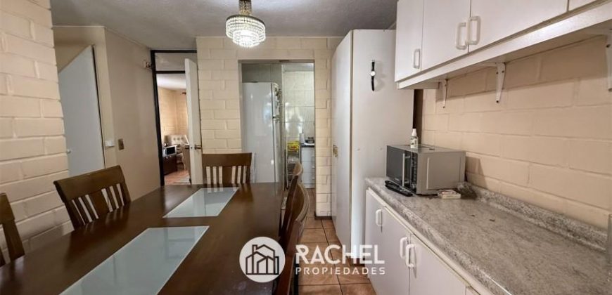 SE VENDE CASA AMPLIADA, CON GRAN LOCAL CON ENTRADA INDEPENDIENTE – A. Recabarren, Santa Elena de Maipo