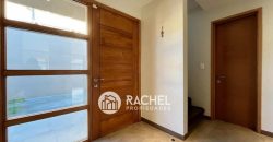 SE ARRIENDA HERMOSA CASA EN CONDOMINIO SECTOR PONIENTE