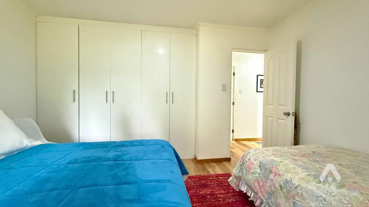 Parcela con dos casas y piscina en Pucón