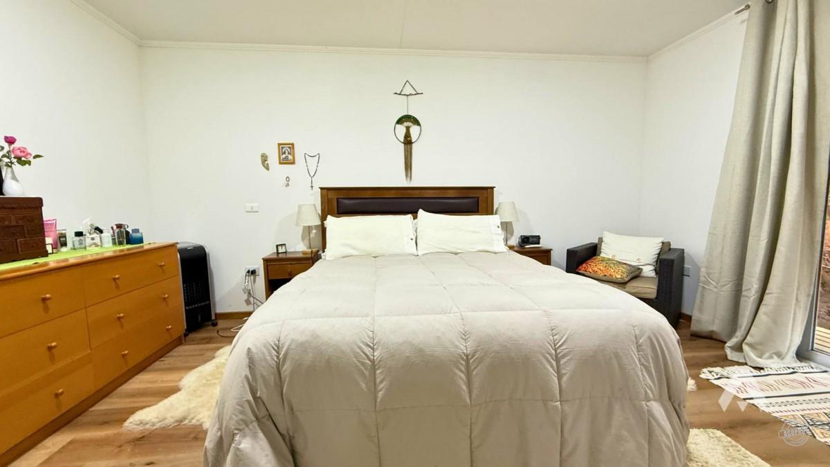 Parcela con dos casas y piscina en Pucón