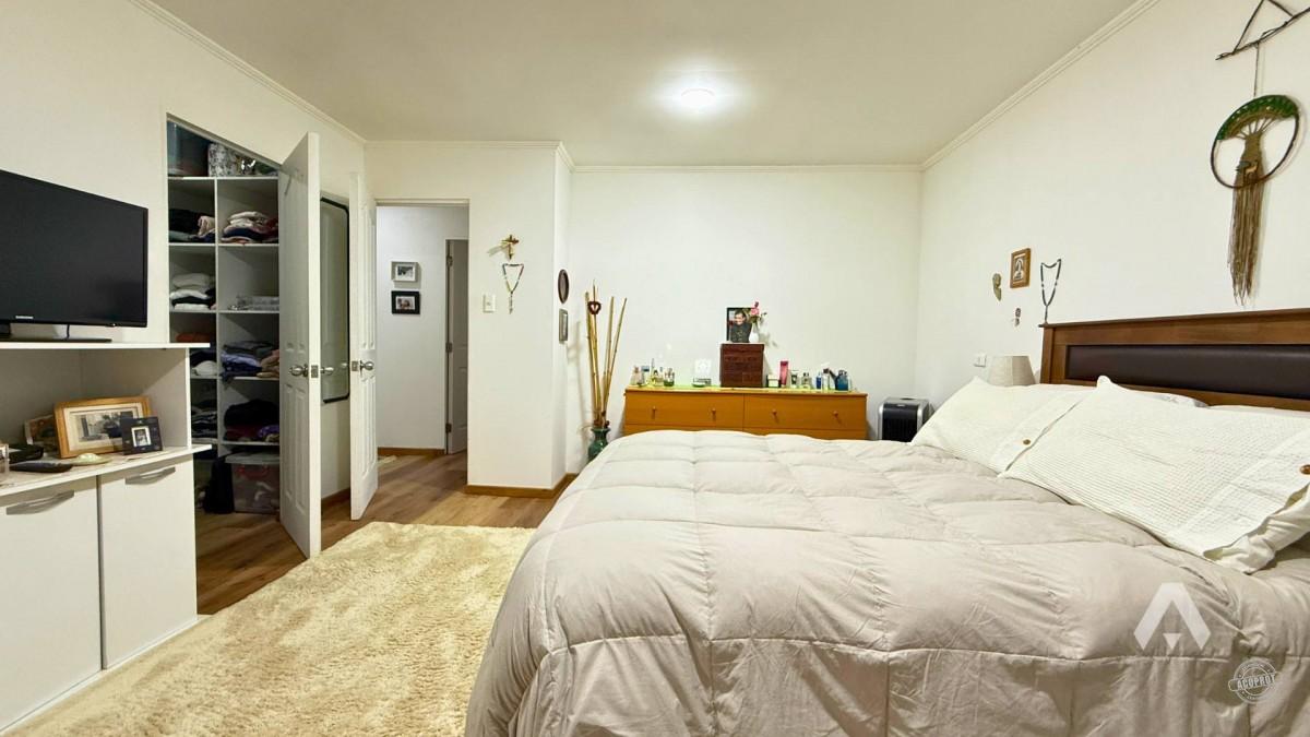 Parcela con dos casas y piscina en Pucón