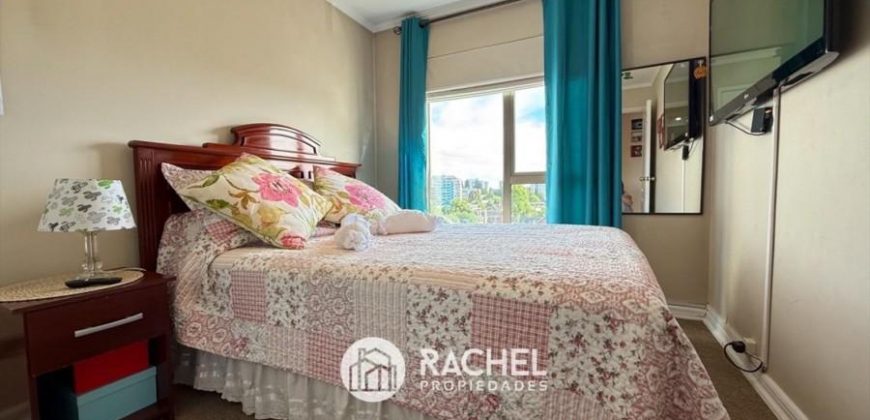SE VENDE SOLEADO DEPTO CON 4 DORMITORIOS- Edificio Versalles, Calle Francia
