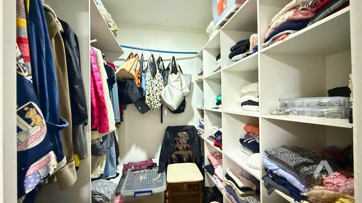 Parcela con dos casas y piscina en Pucón