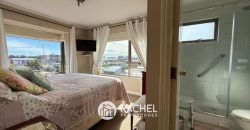 SE VENDE SOLEADO DEPTO CON 4 DORMITORIOS- Edificio Versalles, Calle Francia
