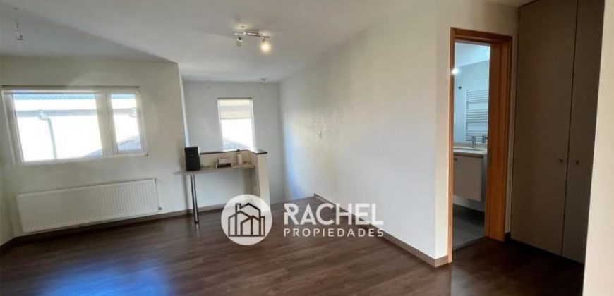 SE ARRIENDA HERMOSA CASA EN CONDOMINIO SECTOR PONIENTE