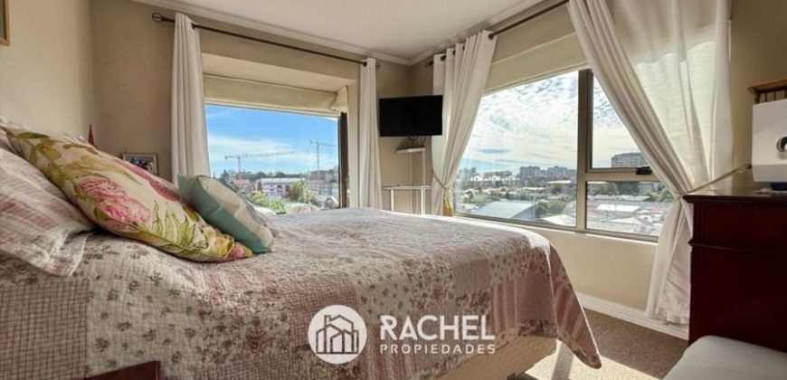 SE VENDE SOLEADO DEPTO CON 4 DORMITORIOS- Edificio Versalles, Calle Francia