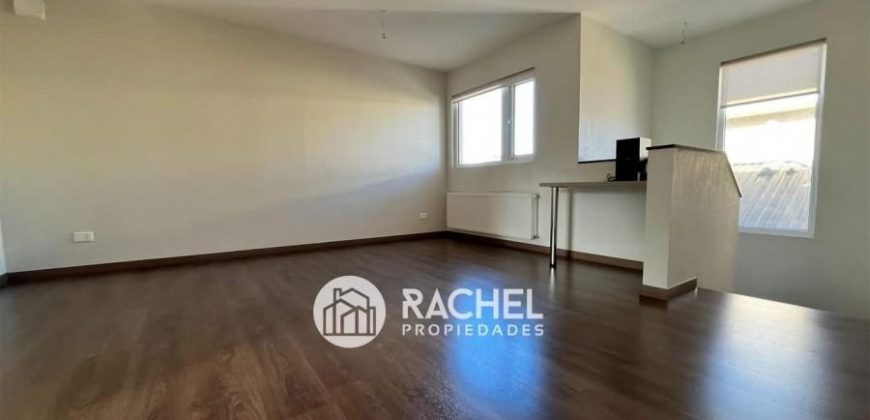 SE ARRIENDA HERMOSA CASA EN CONDOMINIO SECTOR PONIENTE