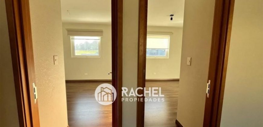 SE ARRIENDA HERMOSA CASA EN CONDOMINIO SECTOR PONIENTE