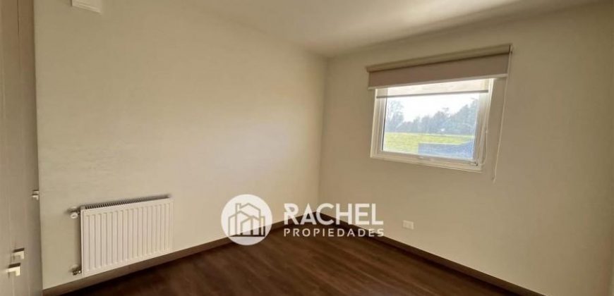SE ARRIENDA HERMOSA CASA EN CONDOMINIO SECTOR PONIENTE