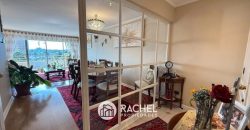 SE VENDE SOLEADO DEPTO CON 4 DORMITORIOS- Edificio Versalles, Calle Francia