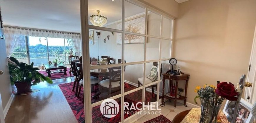 SE VENDE SOLEADO DEPTO CON 4 DORMITORIOS- Edificio Versalles, Calle Francia
