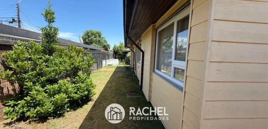 SE VENDE CASA CON MEJORAMIENTO TÉRMICO-4D- 1 PISO-Villa Entrelagos