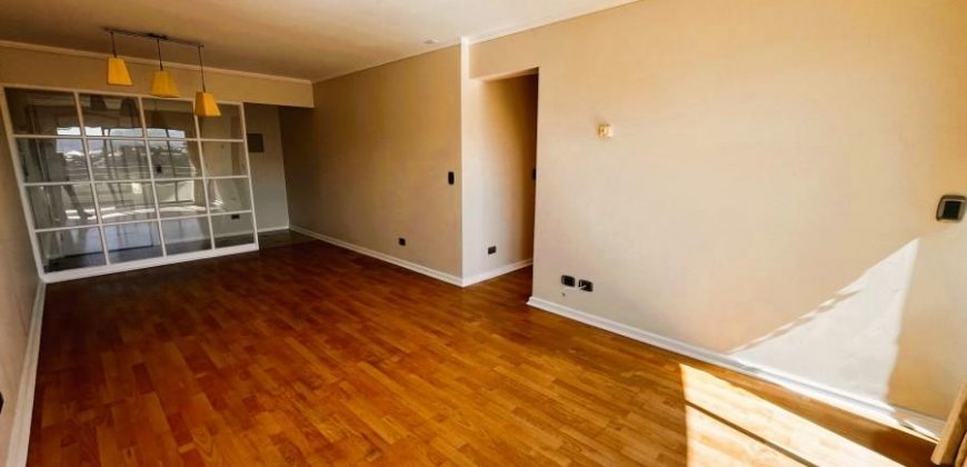 VENDO DEPTO LUMINOSO SECTOR AV . ALEMANIA 2D +2B +1E +1B