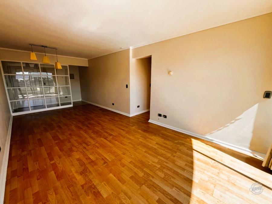 VENDO DEPTO LUMINOSO SECTOR AV . ALEMANIA 2D +2B +1E +1B