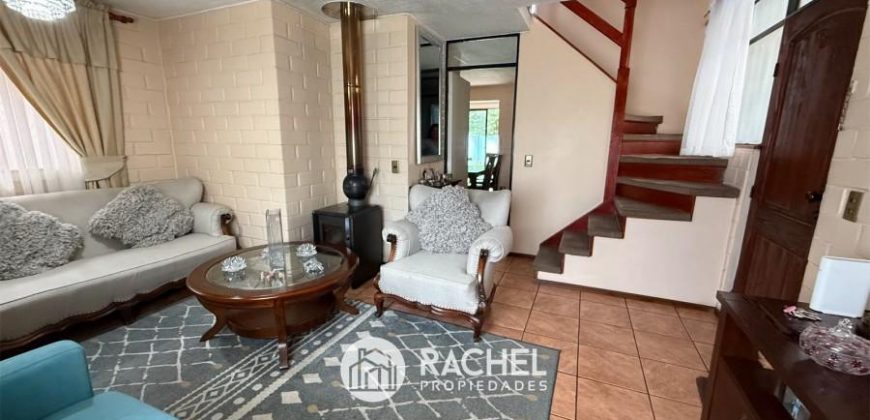 SE VENDE CASA AMPLIADA, CON GRAN LOCAL CON ENTRADA INDEPENDIENTE – A. Recabarren, Santa Elena de Maipo