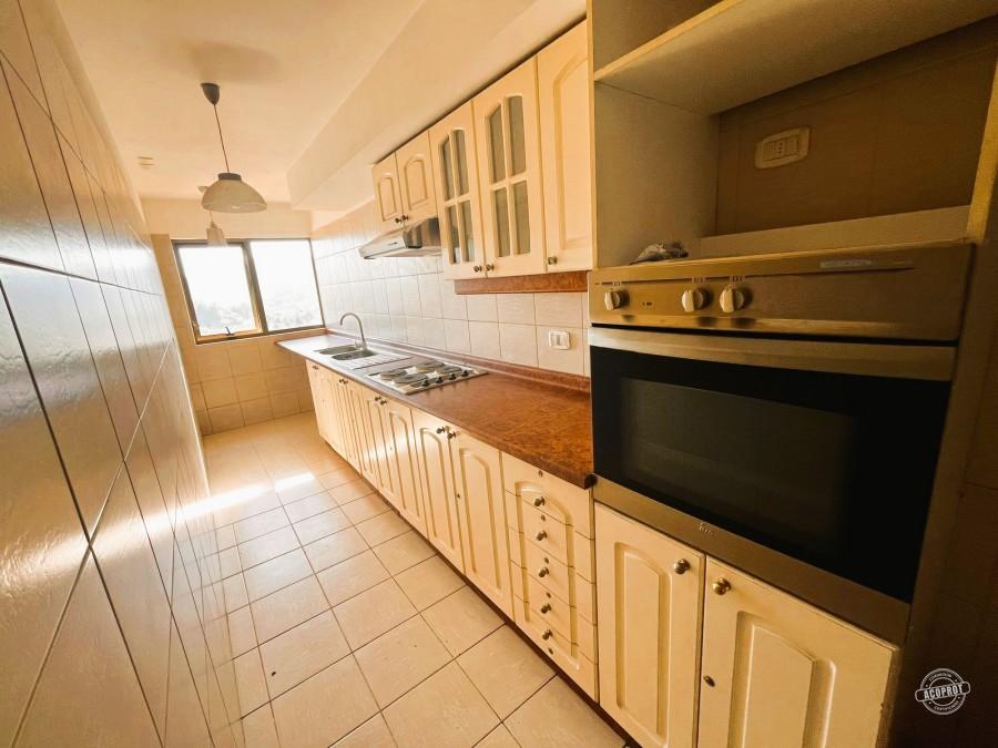 VENDO DEPTO LUMINOSO SECTOR AV . ALEMANIA 2D +2B +1E +1B