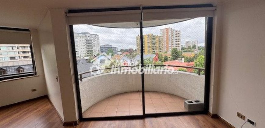 SE ARRIENDA GRAN DEPARTAMENTO DE 4 DORMITORIOS, 3 BAÑOS, 2 ESTACIONAMIENTOS Y 1 BODEGA EN TEMUCO, A PASOS DE CLÍNICAS Y CENTROS COMERCIALES
