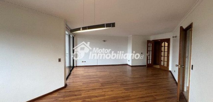 SE ARRIENDA GRAN DEPARTAMENTO DE 4 DORMITORIOS, 3 BAÑOS, 2 ESTACIONAMIENTOS Y 1 BODEGA EN TEMUCO, A PASOS DE CLÍNICAS Y CENTROS COMERCIALES