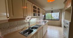 SE ARRIENDA GRAN DEPARTAMENTO DE 4 DORMITORIOS, 3 BAÑOS, 2 ESTACIONAMIENTOS Y 1 BODEGA EN TEMUCO, A PASOS DE CLÍNICAS Y CENTROS COMERCIALES