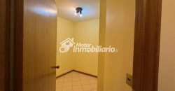 SE ARRIENDA GRAN DEPARTAMENTO DE 4 DORMITORIOS, 3 BAÑOS, 2 ESTACIONAMIENTOS Y 1 BODEGA EN TEMUCO, A PASOS DE CLÍNICAS Y CENTROS COMERCIALES