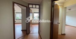 SE ARRIENDA GRAN DEPARTAMENTO DE 4 DORMITORIOS, 3 BAÑOS, 2 ESTACIONAMIENTOS Y 1 BODEGA EN TEMUCO, A PASOS DE CLÍNICAS Y CENTROS COMERCIALES