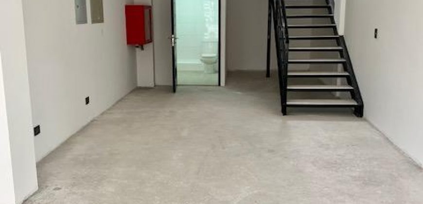 SE ARRIENDA AMPLIO LOCAL COMERCIAL DE 2 PISOS EN TEMUCO