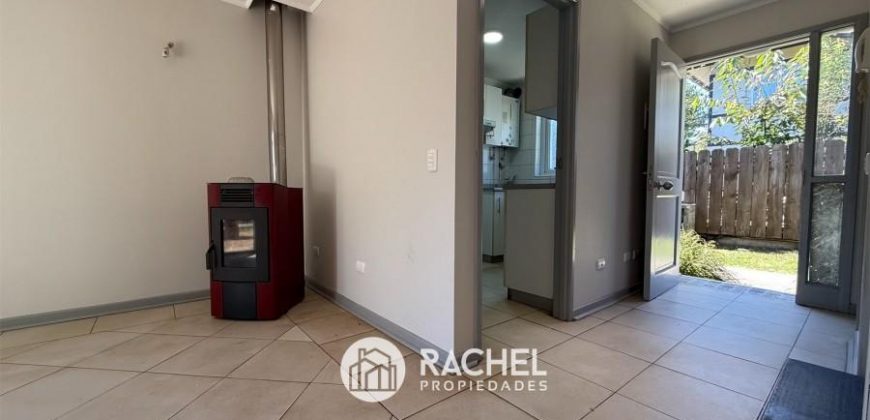 SE VENDE CASA ESTILO TOWNHOUSE EN CONDOMINIO DON JORGE (Sector Altamira)