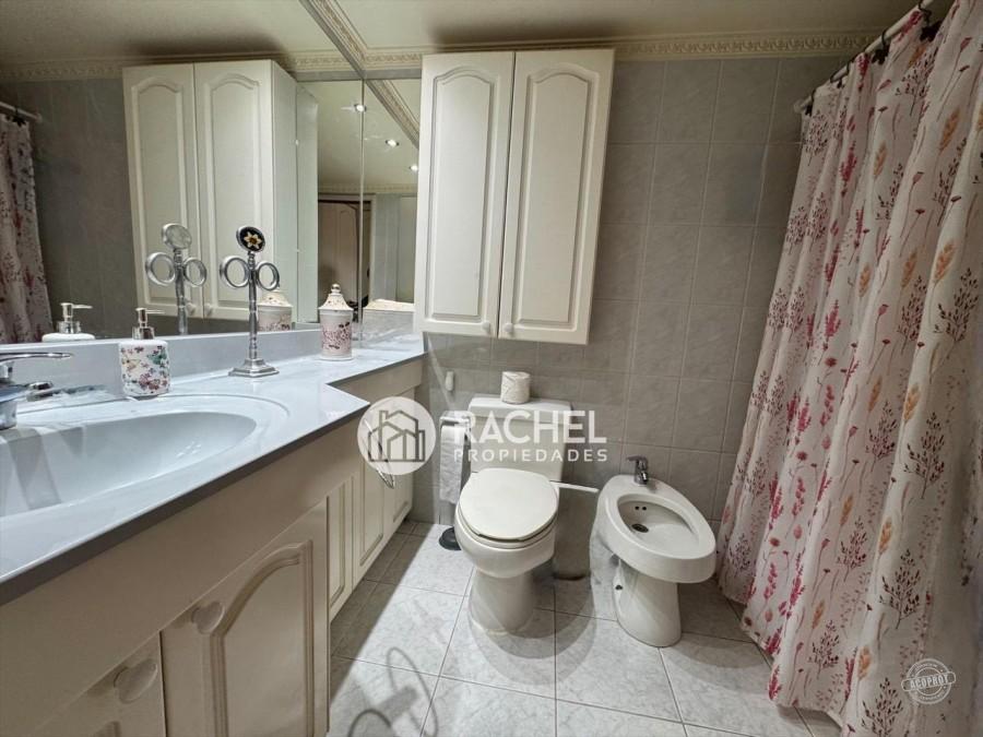 EN VENTA AMPLIO Y LUMINOSO DEPARTAMENTO – EDIFICIO EL BOSQUE